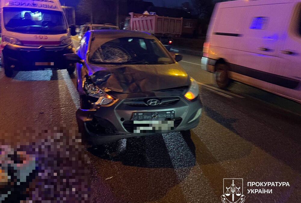 У Харкові суддя збила двох дітей на пішохідному переході: дівчатка у реанімації