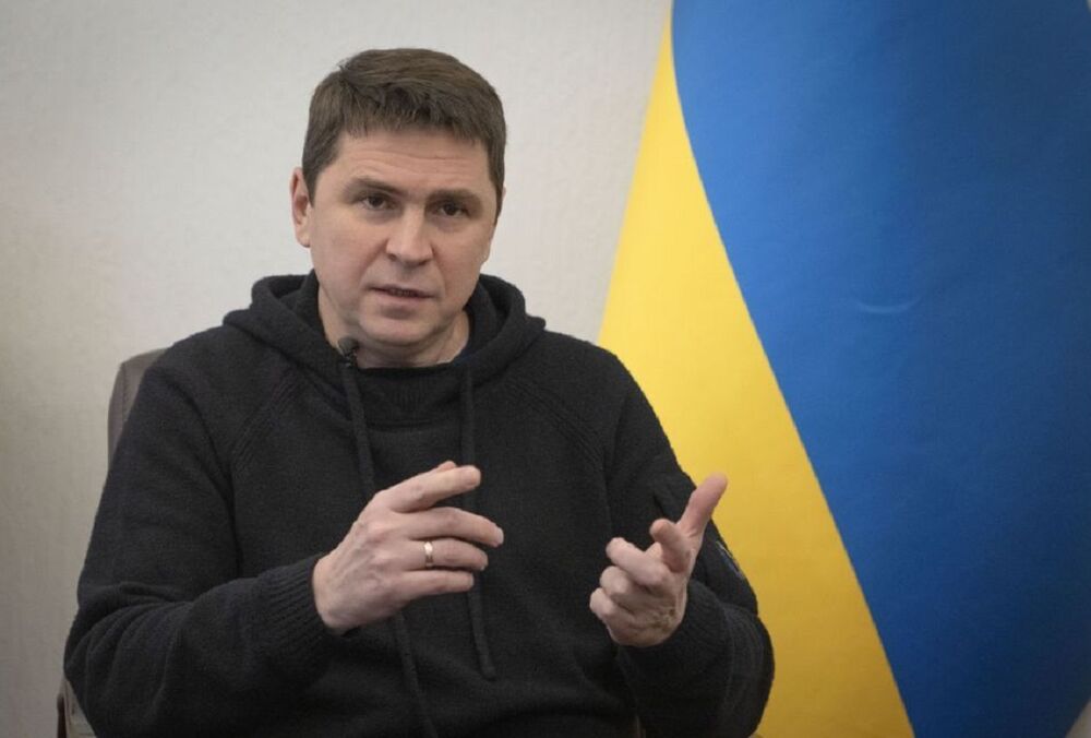 Подоляк: Украина имеет полное право решить судьбу Крымского моста  Подоляк: Украина имеет полное право решить судьбу Крымского моста