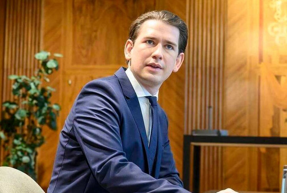 Канцлер Австрії пішов у відставку на тлі звинувачень у корупції Канцлер Австрії пішов у відставку на тлі звинувачень у корупції