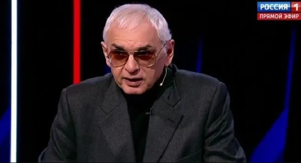 Гендиректор ”Мосфильма” заявил, что противники войны должны быть стерилизованы: видео