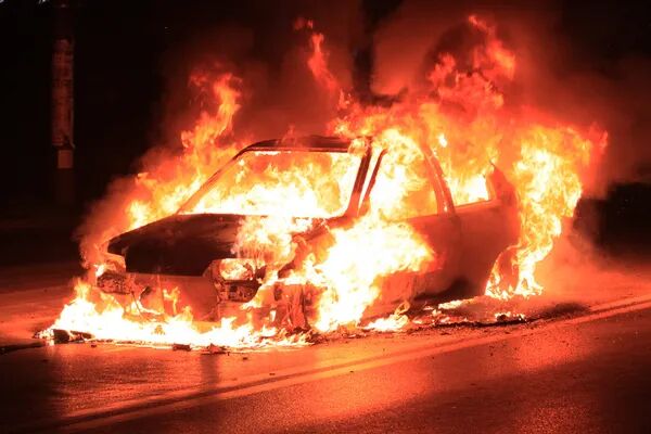 У Маріуполі підірвали автомобіль із співробітником ФСБ