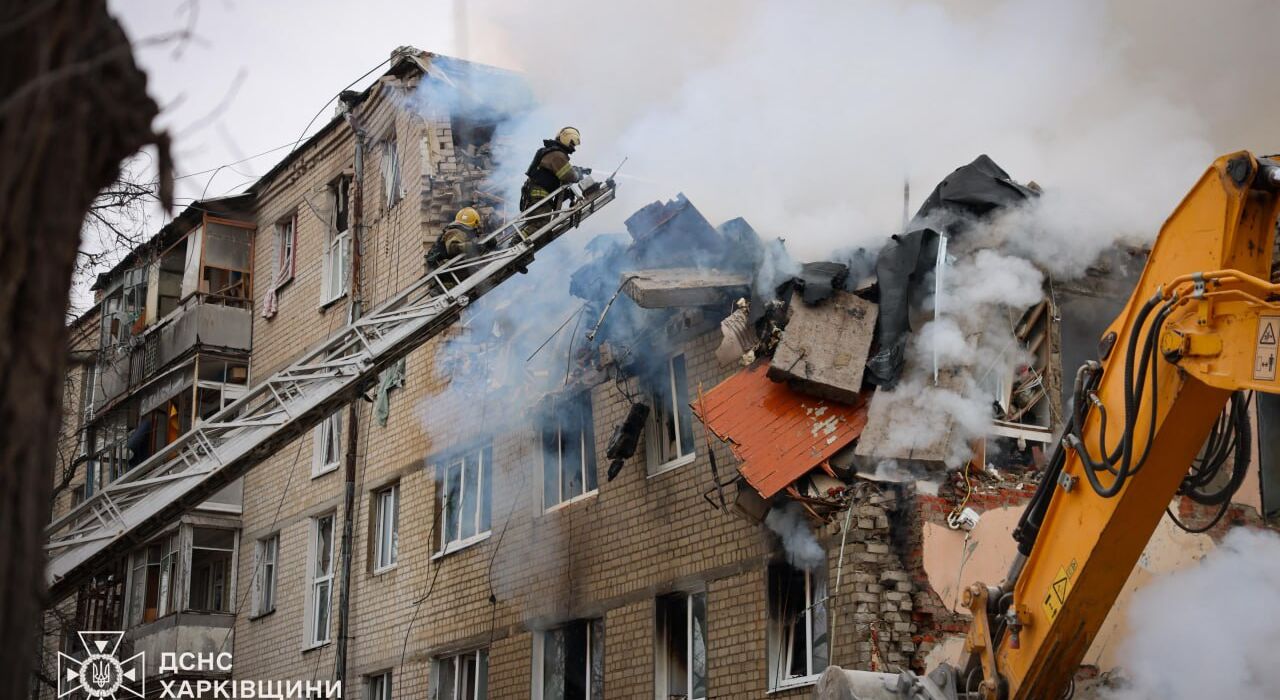 Из-под завалов дома в Харькове достали еще два тела: число жертв выросло до 10