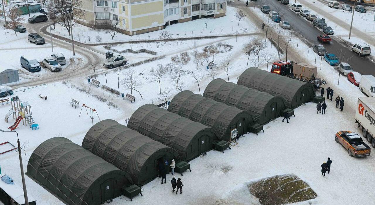 В Харькове после российской атаки сливают воду из труб: в области 20-градусные морозы