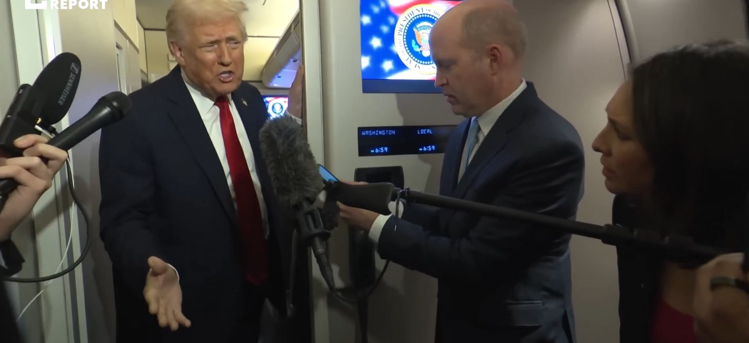 ”Він має продати Україну Росії”: Трамп про розмову Віткоффа з Ушаковим