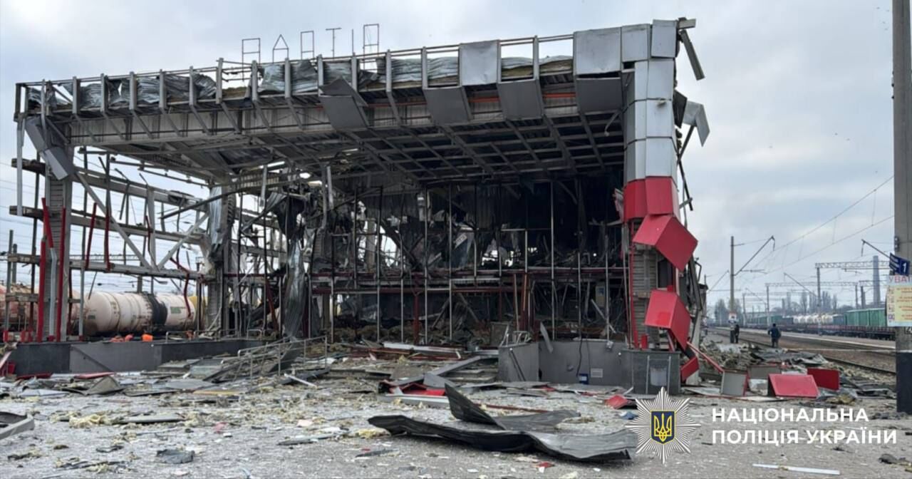 В Фастове после российской атаки полностью уничтожен вокзал: фото