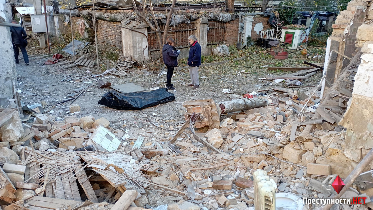 Россия нанесла ракетный удар по центру Николаева: разрушена школа, есть жертва — фото 8