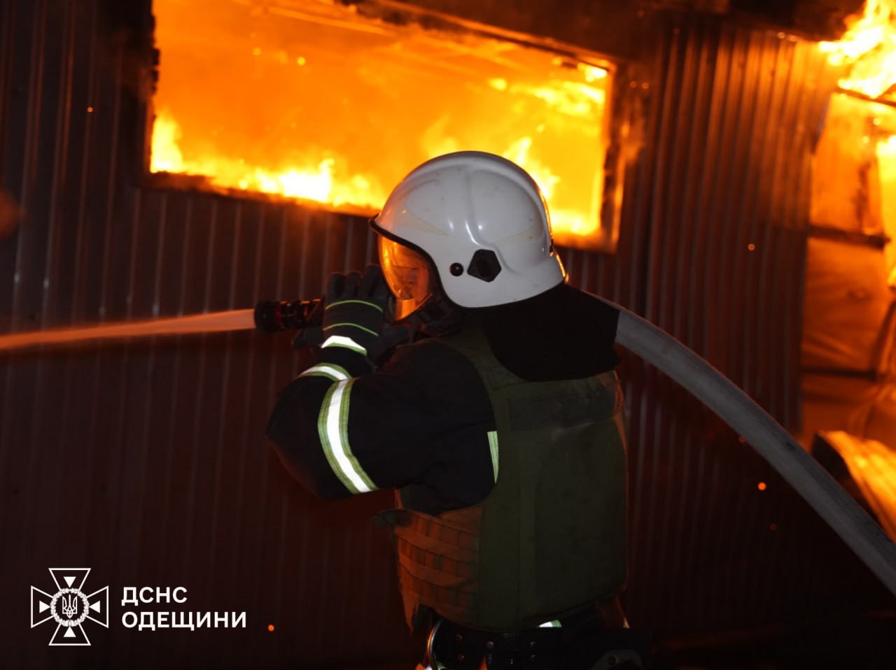 Один человек погиб, 13 пострадали в результате обстрела Одессы: фото — фото 4