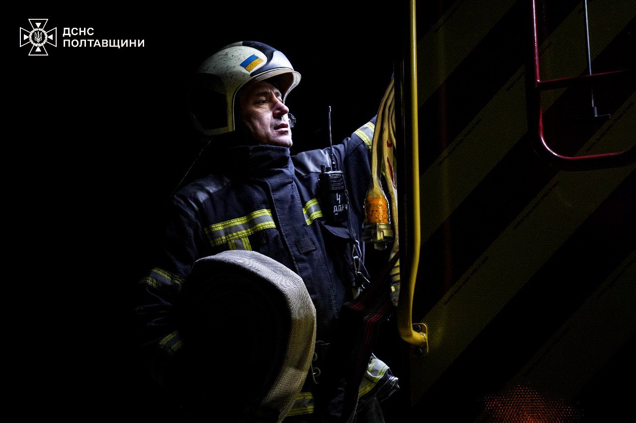 Россияне снова атаковали газодобывающее предприятие в Полтавской области — фото 1