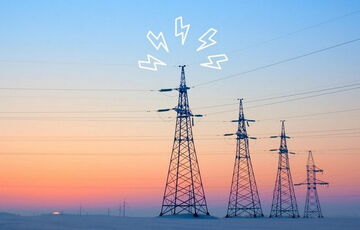 Украина сегодня начала торговать электроэнергией с Венгрией