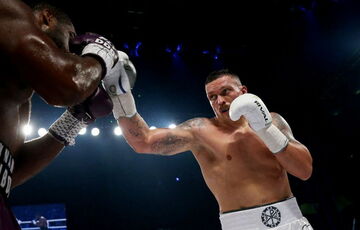 Чемпіон Залу слави боксу назвав Усика ”сміттям”