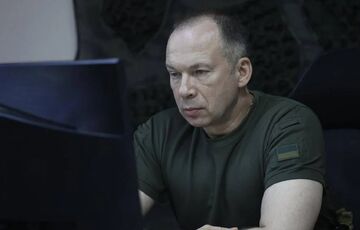 Сирський: окупанти стягують під Бахмут найбоєздатніші частини Сирський: окупанти стягують під Бахмут найбоєздатніші частини