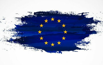 Урсула фон дер Ляєн закликала розпочати переговори з Україною про вступ у червні