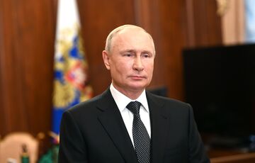 Початок демаршу: депутати Приморського краю зажадали від Путіна припинити війну в Україні  Початок демаршу: депутати Приморського краю зажадали від Путіна припинити війну в Україні