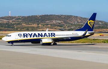 Поки не почнеться війна: авіаперевізник Ryanair не скасовуватиме рейси в Україну