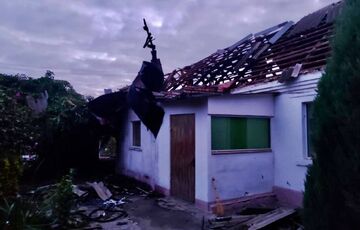 Россияне ударили по Никополю: разрушены десятки домов, газопроводы и линии электропередач