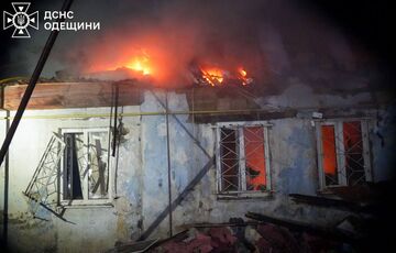 В Одессе под завалами разрушенного российской атакой жилого дома нашли тело женщины