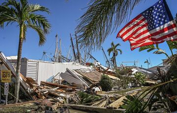 США накрыли штормы и торнадо: шесть человек погибли, десятки ранены 