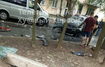 У Херсоні підірвали авто з двома колаборантами