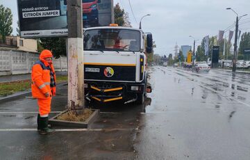 Тисячі клієнтів на Одещині залишаються без світла через негоду Тисячі клієнтів на Одещині залишаються без світла через негоду
