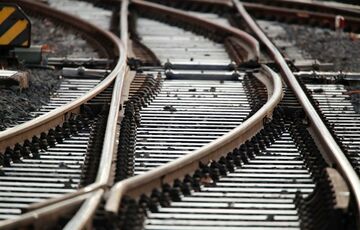 Партизаны взорвали железнодорожное полотно на оккупированной территории Луганской области Партизаны взорвали железнодорожное полотно на оккупированной территории Луганской области