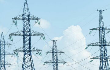 Тарифи на електроенергію для українських підприємств підвищують Тарифи на електроенергію для українських підприємств підвищують