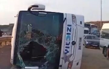 Возле Стамбула разбился пассажирский автобус Возле Стамбула разбился пассажирский автобус