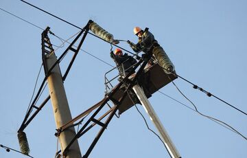 В одній з областей запровадили аварійні відключення світла: відома причина