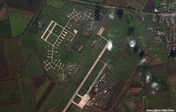 Россияне вывели всю технику с аэродрома в Чернобаевке: фото