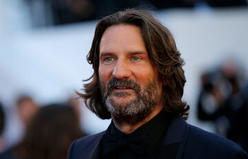 Культовый писатель Фредерик Бегбедер задержан по обвинению в изнасиловании