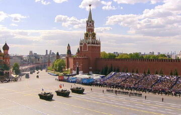 Один танк і без авіації: Росія провела найкоротший у власній історії парад на 9 травня Один танк і без авіації: Росія провела найкоротший у власній історії парад на 9 травня