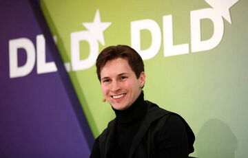 Дурову дозволили залишити Францію, він вирушив у Дубай