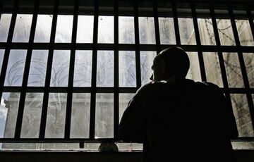 У Росії ”вагнерівець” повернувся з України і живцем спалив сестру