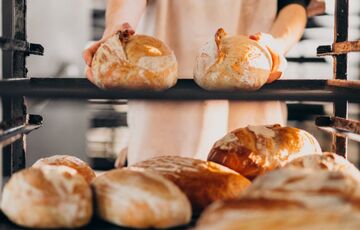 Украинцев предупредили о рекордном подорожании хлеба 