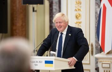 ”Він був би божевільним”: Джонсон оцінив ймовірність застосування Путіним ядерної зброї ”Він був би божевільним”: Джонсон оцінив ймовірність застосування Путіним ядерної зброї