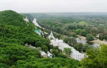 За полгода войны в Украине пострадала треть лесного фонда. Почти уничтожен парк ”Святые горы” 