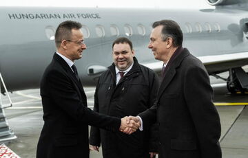 Резников отреагировал на визит Сийярто в Беларусь: ”У них какой-то параллельный мир”