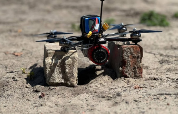 Росіяни атакували Харків FPV-дронами, носієм яких був БПЛА ”Молнія”: є постраждалі Росіяни атакували Харків FPV-дронами, носієм яких був БПЛА ”Молнія”: є постраждалі