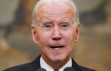 Хворий на ковід Байден розповів про самопочуття