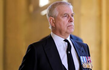 Из-за секс-скандала принц Эндрю оказался на грани разорения 
