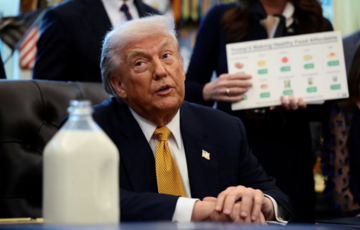 Трамп снова обвинил Украину в затягивании переговоров о мире с Россией