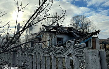 Россияне нанесли авиаудар по жилым домам в Харьковской области: фото