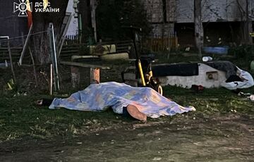 По всей Украине объявлен траур по погибшим в результате атаки на Кривой Рог По всей Украине объявлен траур по погибшим в результате атаки на Кривой Рог