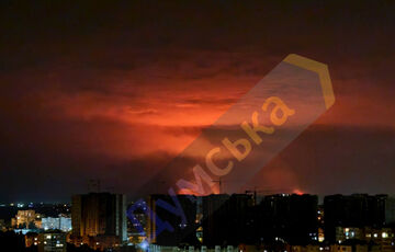 Под Одессой масштабный пожар: его видно из города и потушить невозможно (фото)