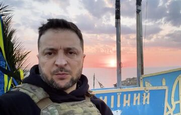 Зеленский посетил остров Змеиный на 500 день полномасштабной войны 