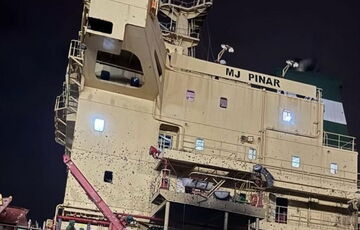 Россия ударила по одесскому порту кассетным ”Искандером”: погибли моряки иностранного судна Россия ударила по одесскому порту кассетным ”Искандером”: погибли моряки иностранного судна