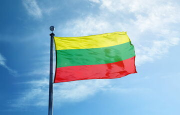 Литва заборонила росіянам купувати нерухомість у країні