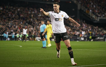 Яремчук может покинуть Валенсию уже летом, - СМИ