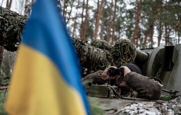 Українські військові розпочали контрнаступ під Бахмутом, звільнивши частину окупованої РФ території Українські військові розпочали контрнаступ під Бахмутом, звільнивши частину окупованої РФ території