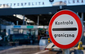 Польща планує посилити перевірки українських товарів 