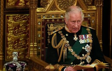 Коронація Чарльза ІІІ: як проходитиме перша за 70 років церемонія